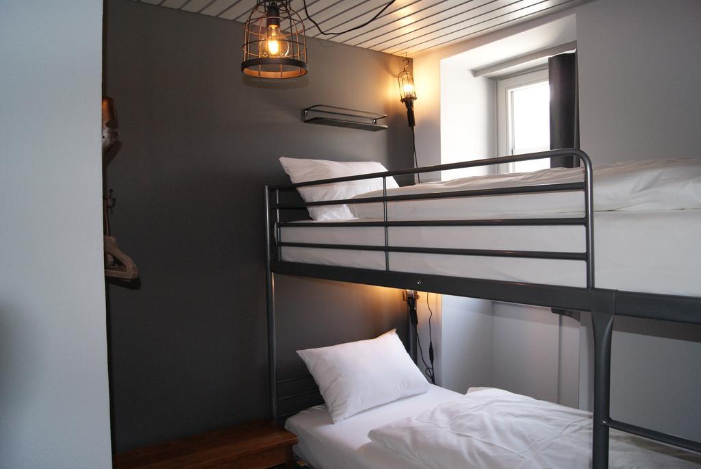 Bed & Bar No.8 - Adults Only Hotel Интерлакен Екстериор снимка