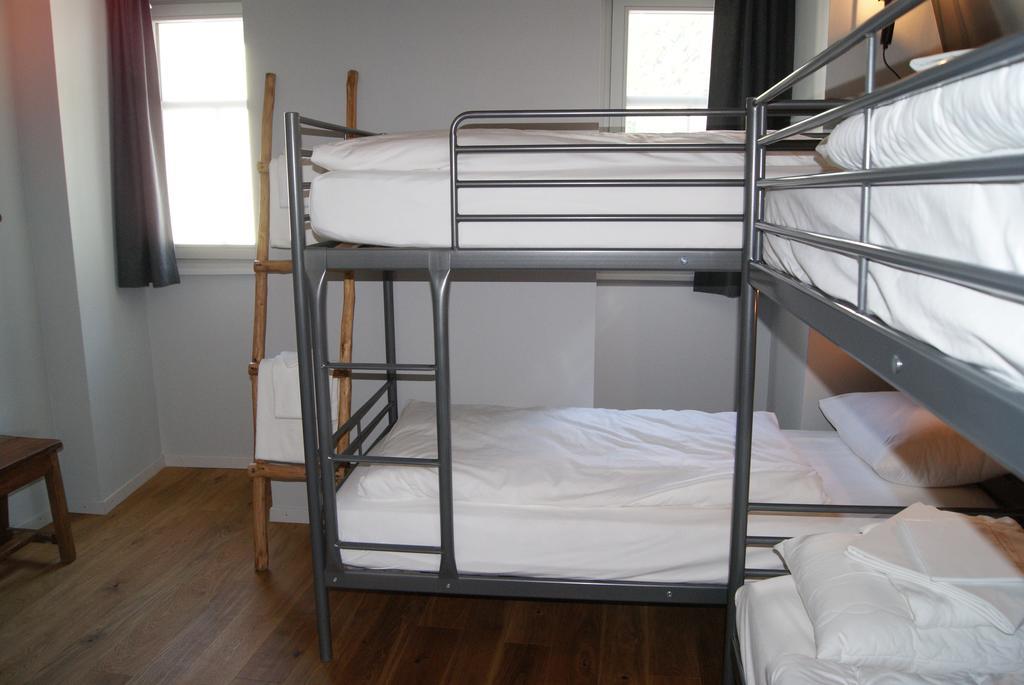 Bed & Bar No.8 - Adults Only Hotel Интерлакен Екстериор снимка
